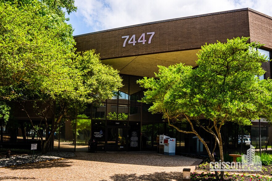 More Photos Of 7447 Harwin Dr, Houston Unknown For Lease