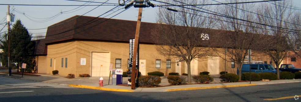 Primary Photo Of 88 Portland Ave, Bergenfield Warehouse For Lease
