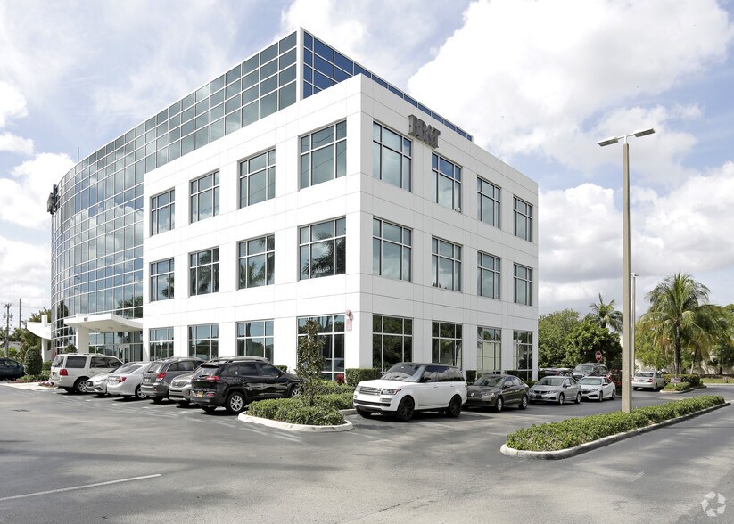 More Photos Of 2500 NW 107th Ave, Miami Office For Sale