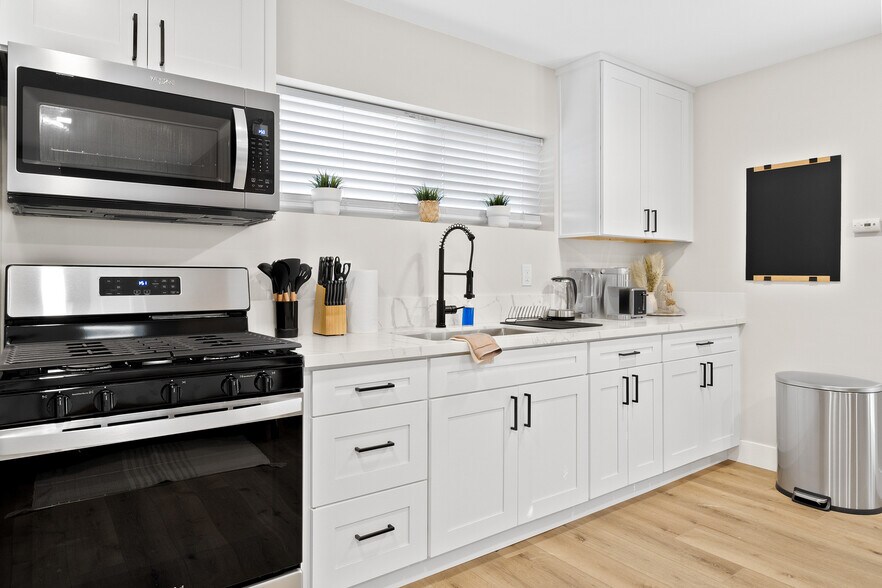 More Photos Of 3019-23 E 10th Street, National City Apartments For Sale