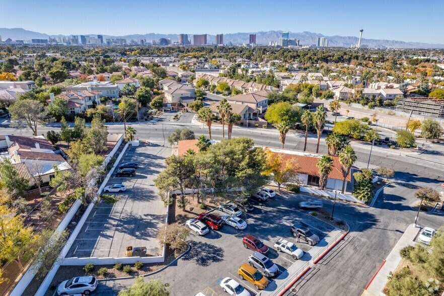 More Photos Of 3555 Pecos-McLeod Interconnect, Las Vegas Office For Sale