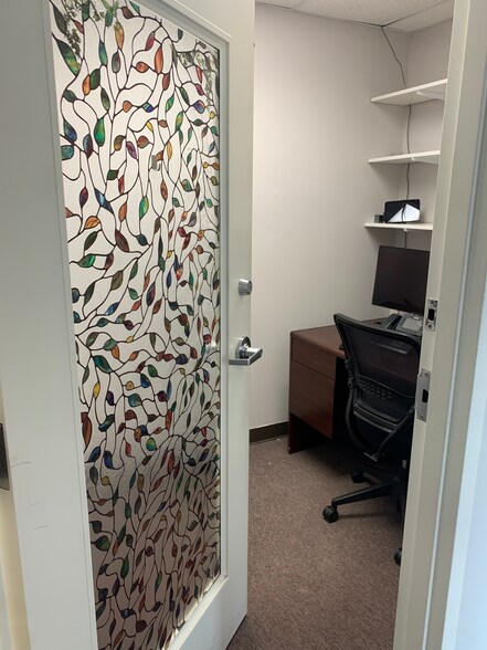 More Photos Of 930 Martin Luther King Jr Blvd, Chapel Hill Office For Lease
