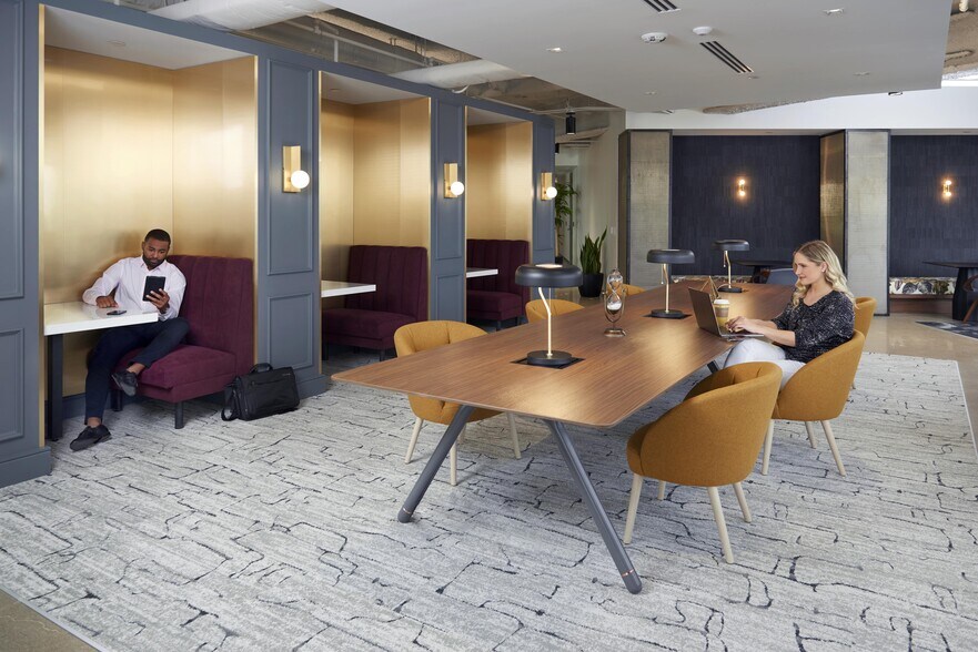 More Photos Of 600 Grant St, Pittsburgh Office For Lease