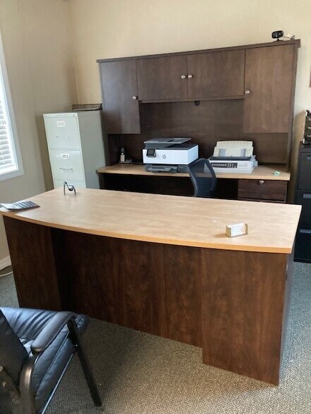 More Photos Of 600 SE Court Ave, Pendleton Auto Dealership For Sale