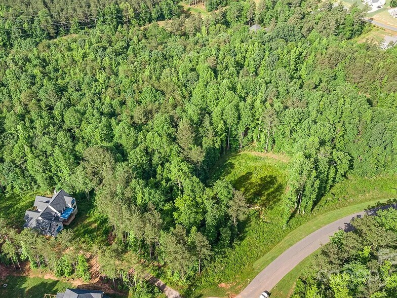 More Photos Of 2592 Moon Creek Ln, Clover Land For Sale