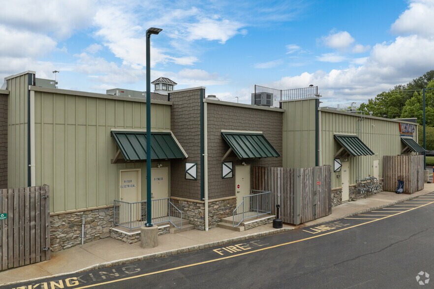 More Photos Of State Route 31, Washington Unknown For Lease