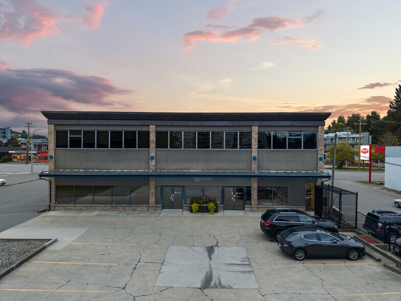 More Photos Of 33386 S Fraser Way, Abbotsford Freestanding For Sale