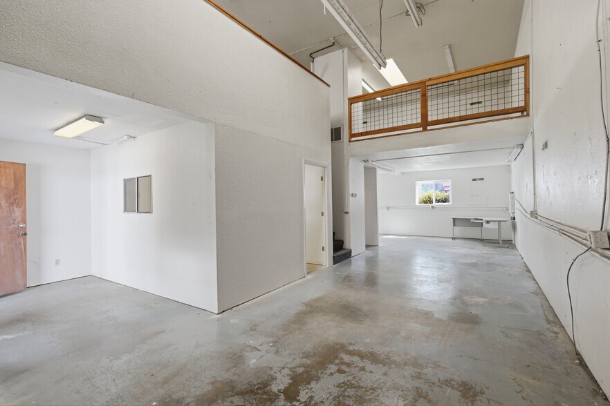 More Photos Of 12493 Loma Rica Dr, Grass Valley Industrial For Sale