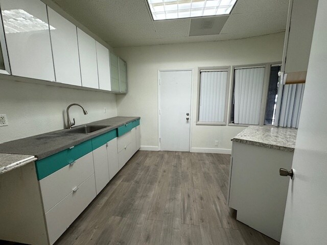 More Photos Of 3200 Santa Monica Blvd, Santa Monica Medical For Lease
