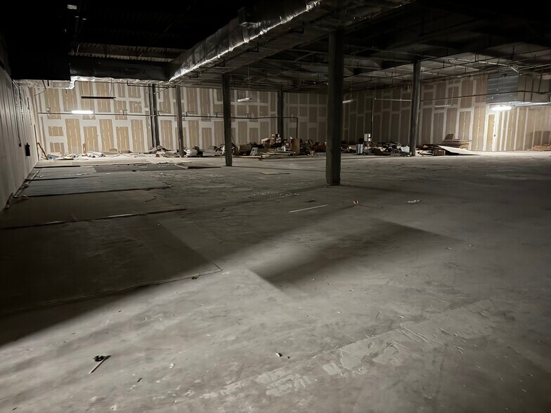 More Photos Of 1305-1401 W Esplanade Ave, Kenner Unknown For Lease