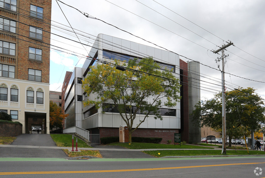 Primary Photo Of 1000 E Genesee St, Syracuse Medical For Lease