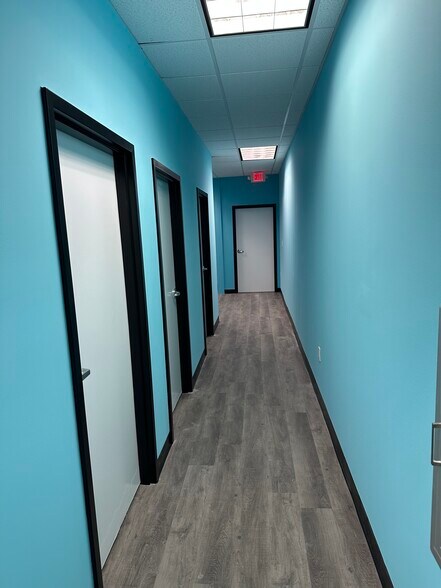 More Photos Of 4245 Johns Creek Pky, Suwanee Medical For Lease