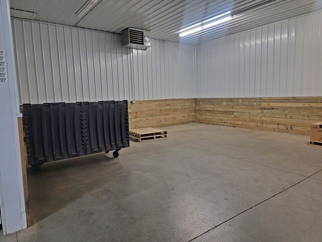 More Photos Of 3500 Air Park Rd, Marshfield Warehouse For Sale