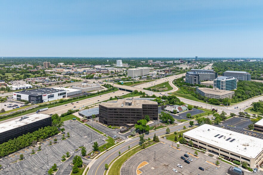 More Photos Of 1020 W 31st St, Downers Grove Office For Lease