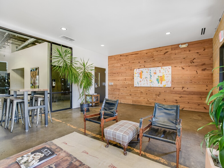 More Photos Of 2000 E 6th St, Austin Loft Creative Space For Lease