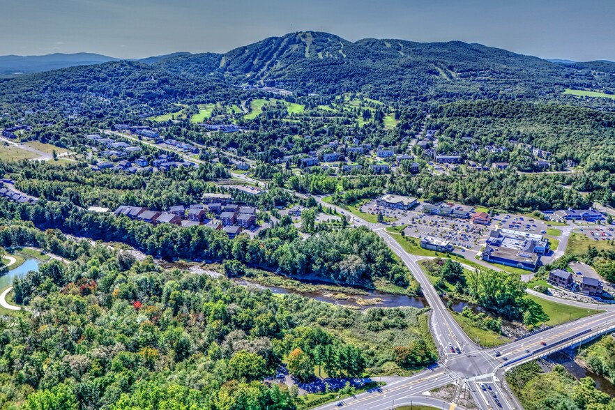 More Photos Of 0 Boul De Bromont, Bromont Land For Sale