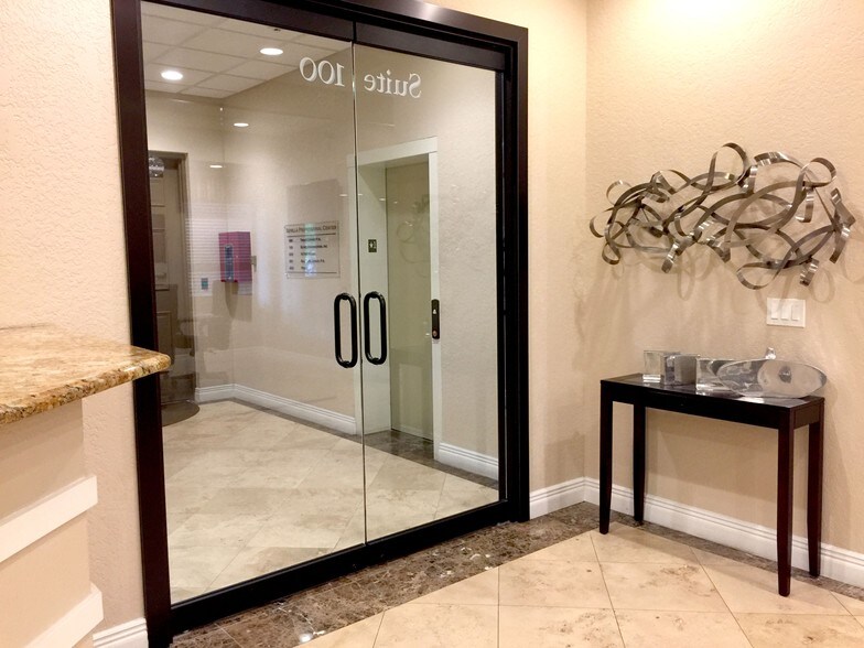 More Photos Of 407 N Howard Ave, Tampa Office For Lease
