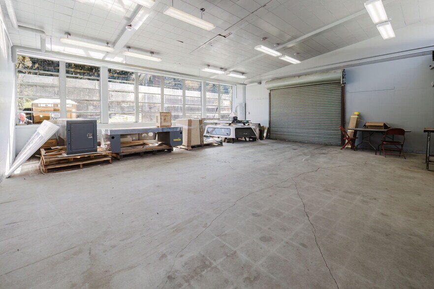 More Photos Of 3649 Frontage Rd, Port Orchard Office For Lease