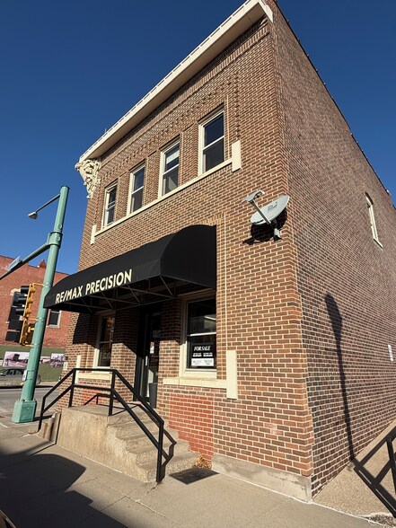 More Photos Of 101 E Jefferson St, Winterset Office For Sale