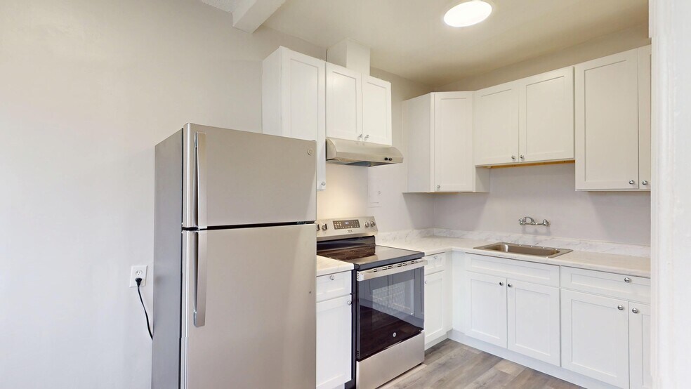 More Photos Of 3027 Capp St, Oakland Apartments For Sale