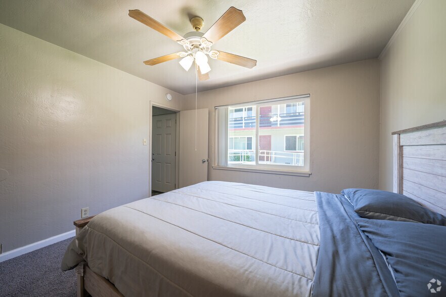 More Photos Of 2928 Watt Ave, Sacramento Apartments For Sale