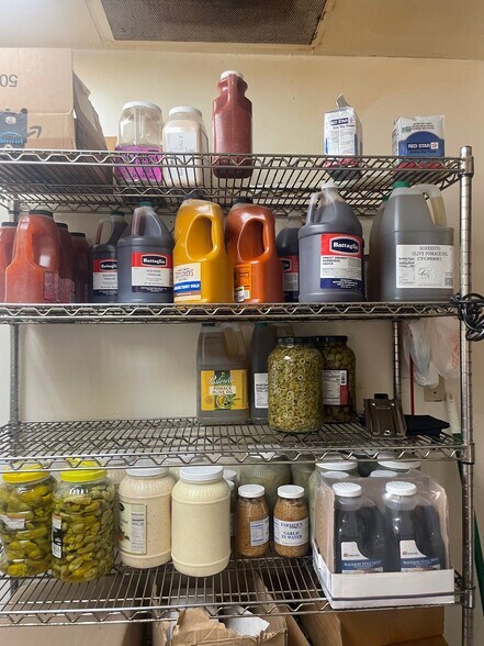 More Photos Of 102 5th St, Lincoln Restaurant For Sale