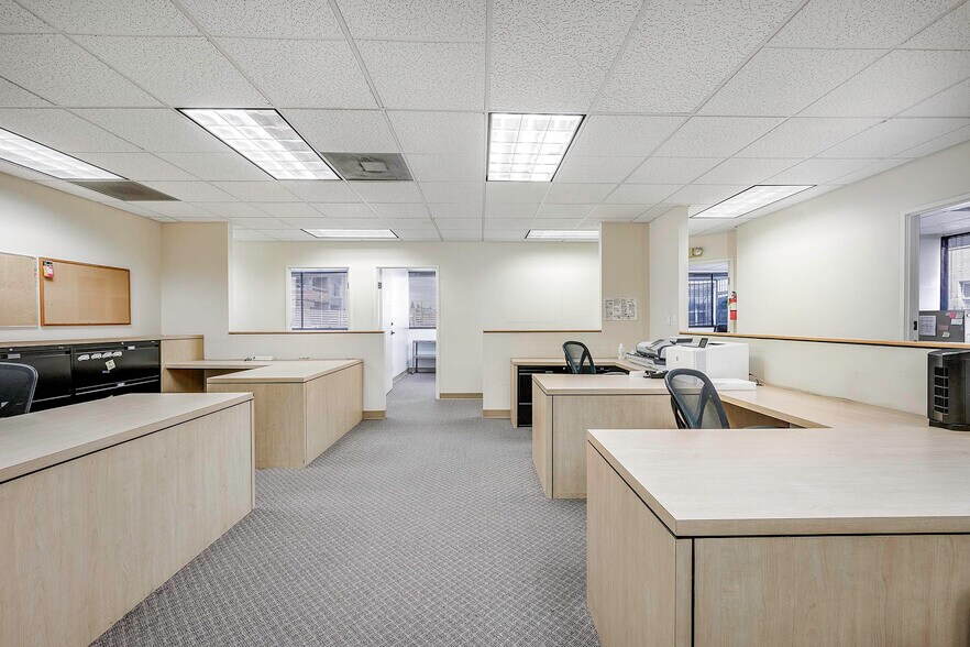 More Photos Of 333 W Broadway, Long Beach Medical For Lease