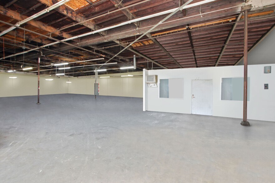 More Photos Of 1430-1433 Adelia Ave, South El Monte Manufacturing For Lease