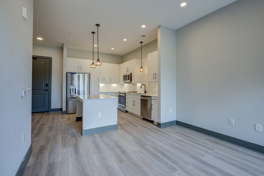 More Photos Of 352 S Walker St, Cary Apartments For Lease