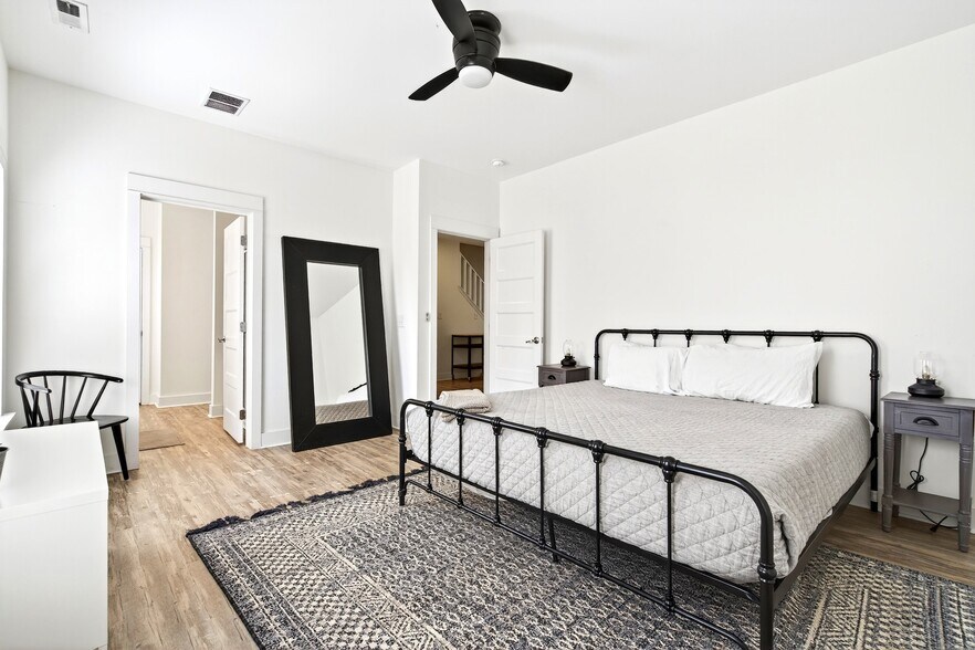 More Photos Of 8026 Buck Creek Rd, Marion Apartments For Sale