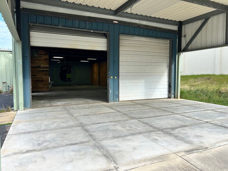 More Photos Of 3340 Vaucluse Rd, Aiken Warehouse For Lease