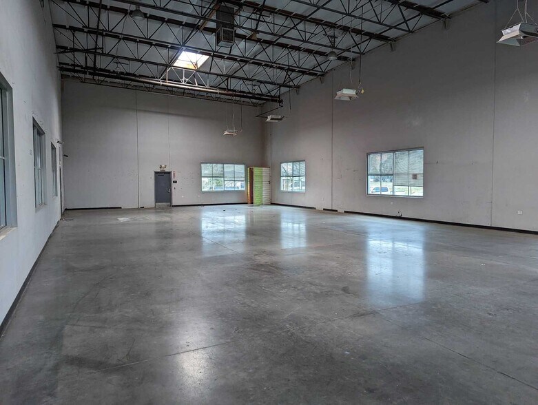 More Photos Of 2050 Trumble Rd, Romoland Industrial For Sale