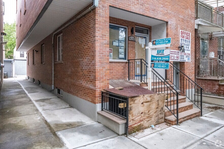 More Photos Of 928 57th St, Brooklyn Apartments For Sale