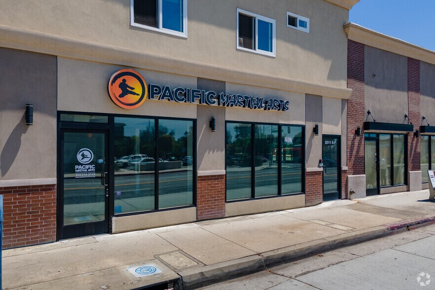 More Photos Of 2505-2523 E Washington Blvd, Pasadena Storefront Retail Residential For Lease