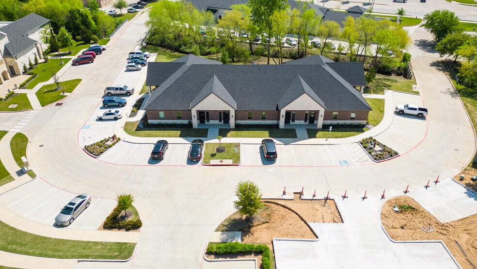 More Photos Of 6424 Colleyville Blvd, Colleyville Medical For Sale