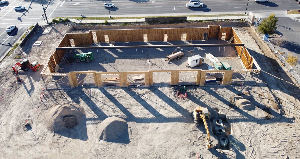More Photos Of 10983 S Redwood Rd, South Jordan Restaurant For Lease