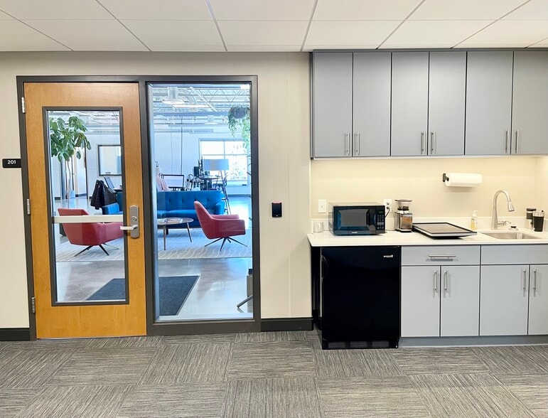 More Photos Of 200 Highland Blvd, Bozeman Loft Creative Space For Sale