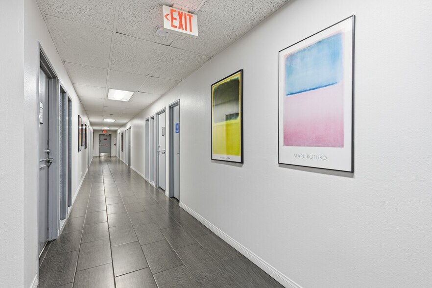 More Photos Of 2165 San Diego Ave, San Diego Office For Sale