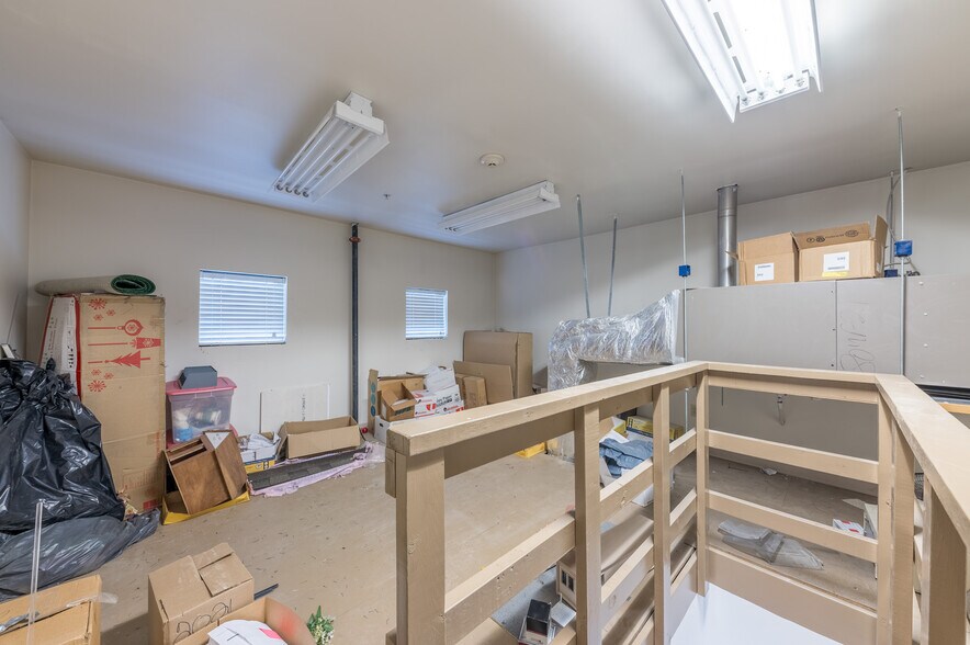 More Photos Of 7 Chaplin, Morgantown Bank For Sale