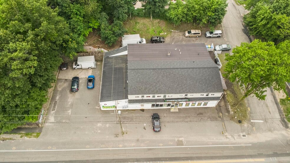 More Photos Of 170 Meriden Rd, Waterbury Storefront Retail Residential For Sale