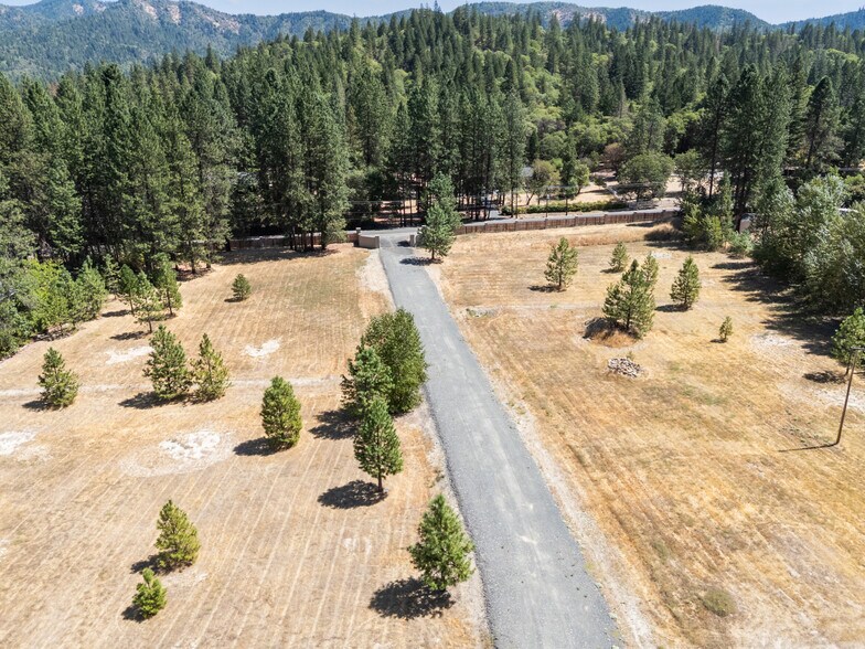 More Photos Of 4697 E Evans Creek Rd, Rogue River Land For Sale