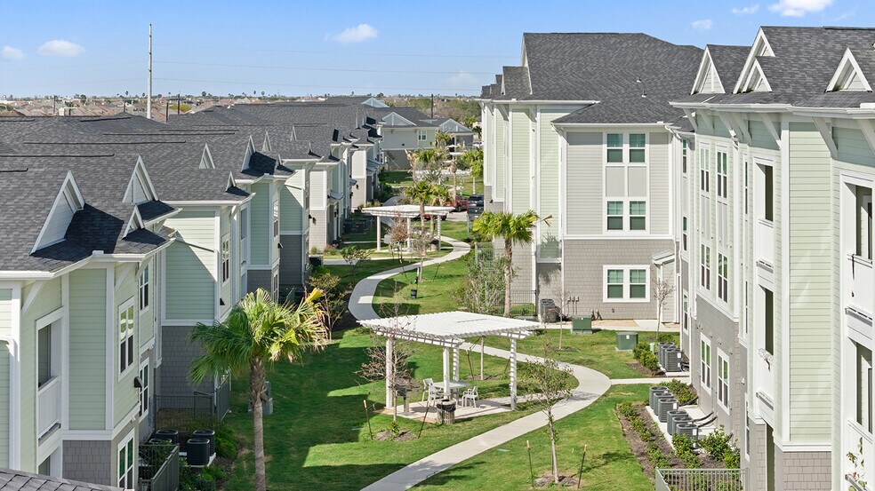 More Photos Of 3942 Cimarron Blvd, Corpus Christi Apartments For Sale