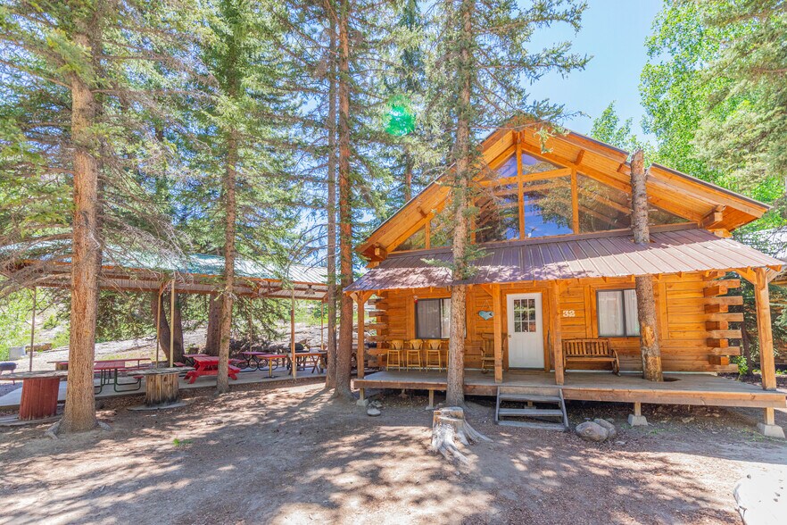 More Photos Of 860 County Road 142, Lake City Hotel For Sale