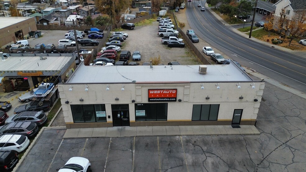 More Photos Of 1695 N State St, Provo Freestanding For Lease