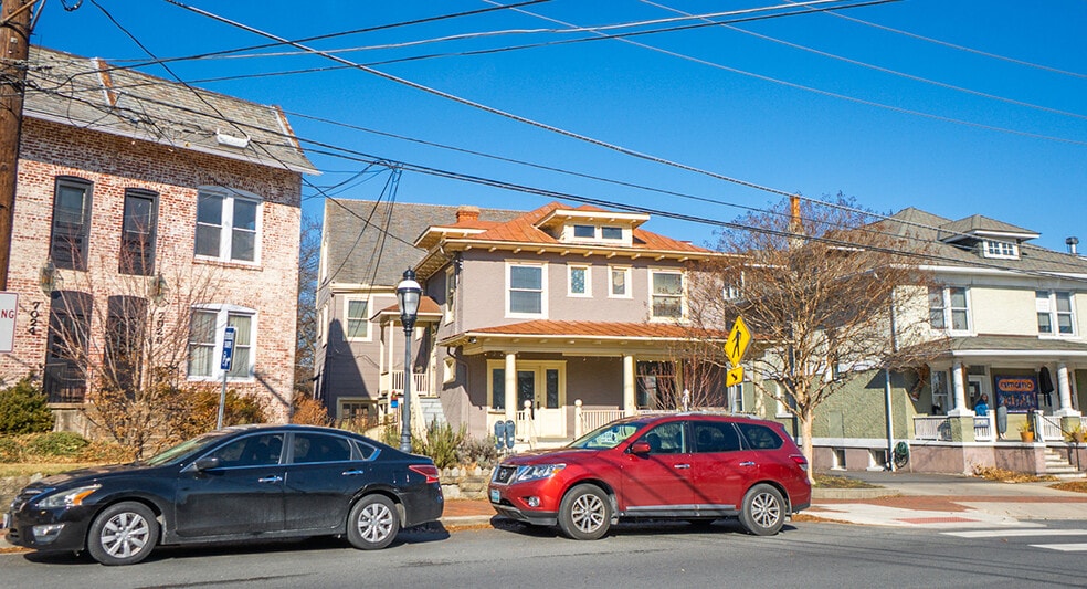 More Photos Of 7030 Carroll Ave, Takoma Park Storefront Retail Office For Sale