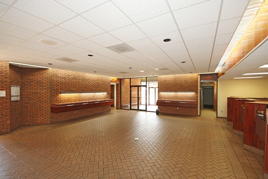 More Photos Of 1444 Watson Blvd, Warner Robins Office For Lease