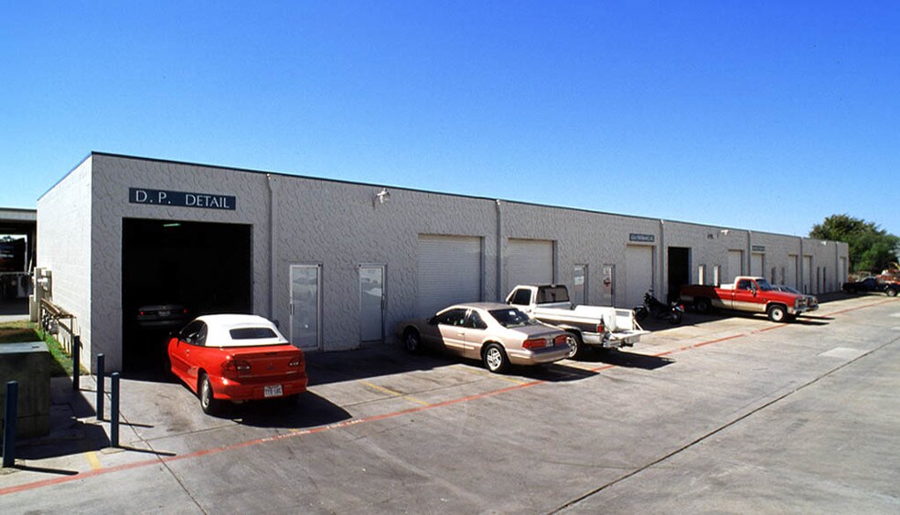 More Photos Of 410-420 Lillard Rd, Arlington Flex For Lease