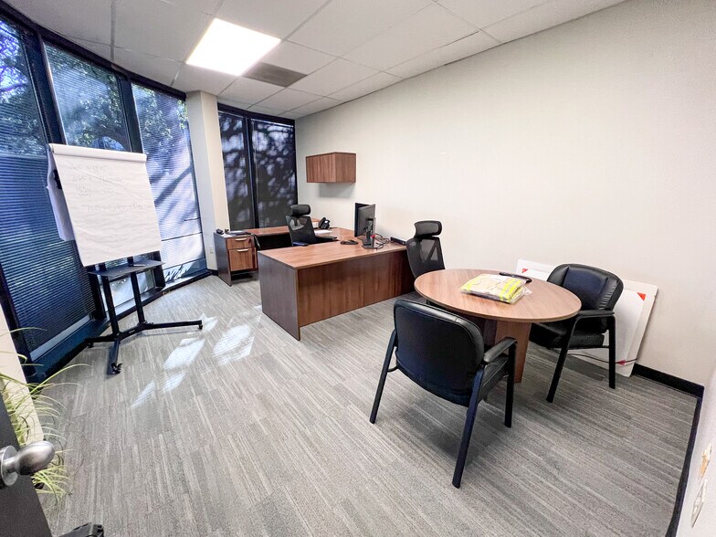 More Photos Of 3300 N A St, Midland Office For Lease