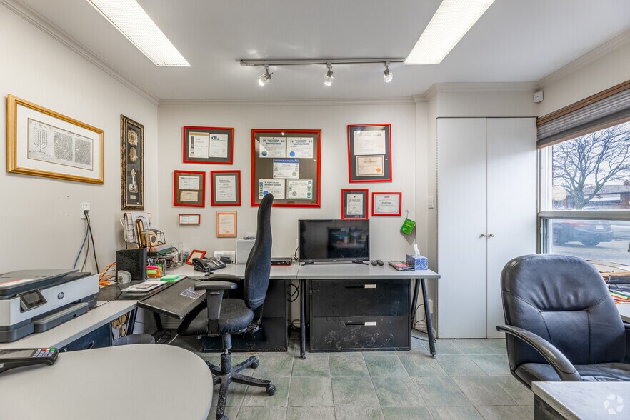 More Photos Of 15 Bentworth Ave, Toronto General Retail For Sale