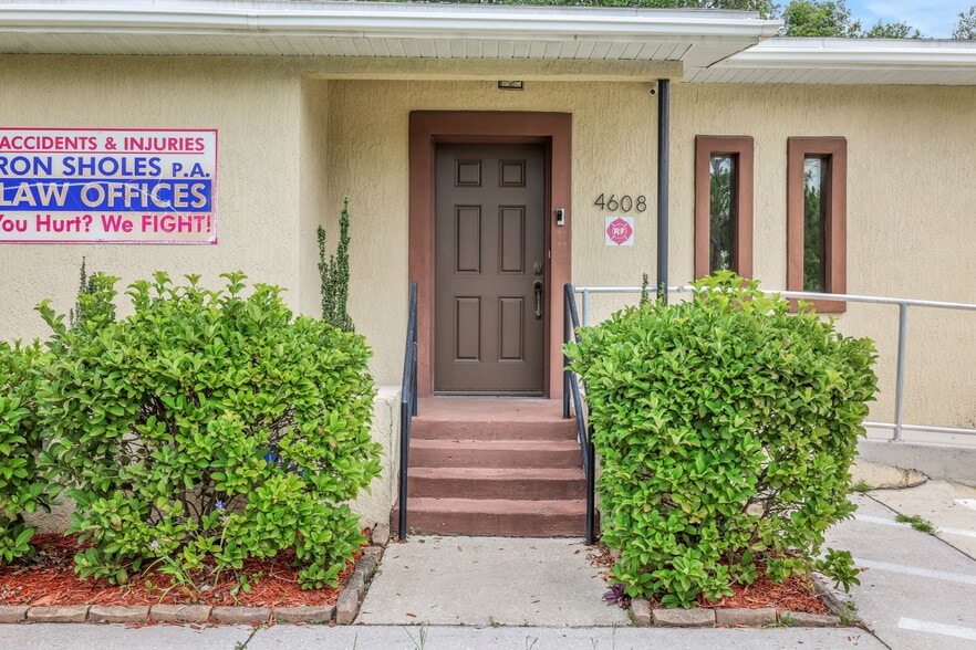 More Photos Of 4608 Norwood Ave, Jacksonville Office For Lease